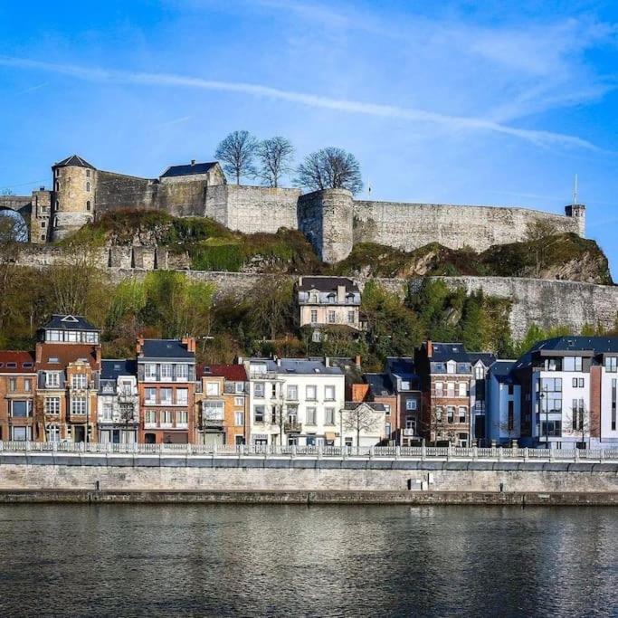 Gite De Charme Bord De Meuse นามูร์ ภายนอก รูปภาพ