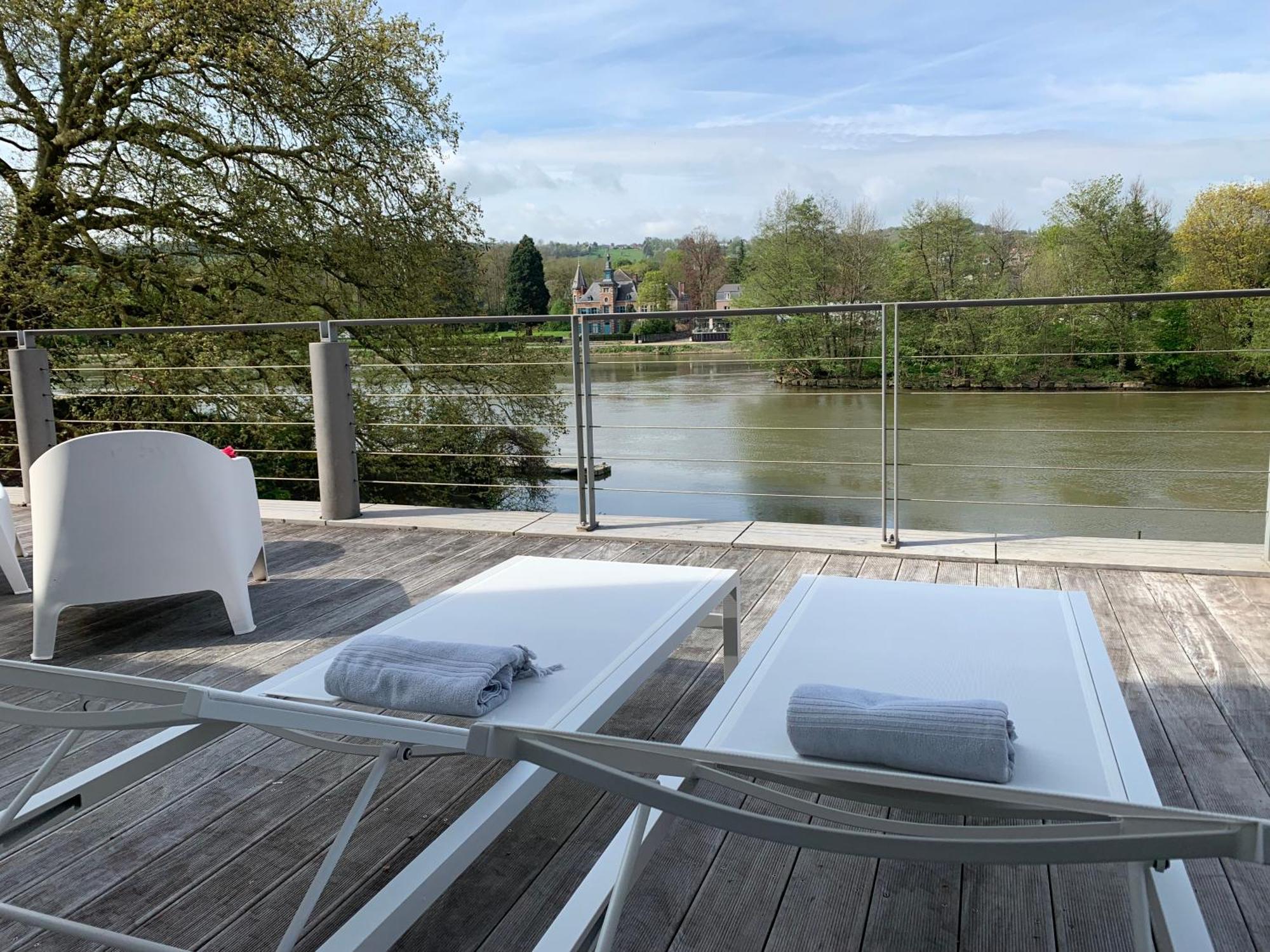 Gite De Charme Bord De Meuse นามูร์ ภายนอก รูปภาพ